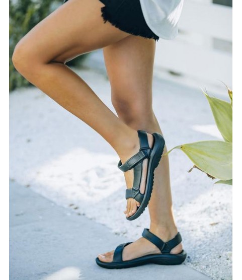 Midsummer Velcro Sandal